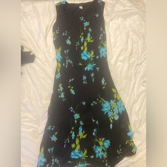 Cute  light Dress - Picture 4 of 6